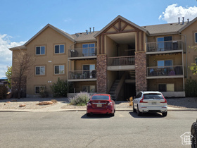 Photo 1 for 2511 Redcliff Rd #1J