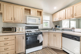 Photo 6 for 780 W 1125 North #46