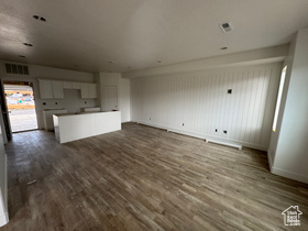 Photo 3 for 2732 S Allison Way #214