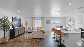 Photo 6 for 3287 W Indigo St #1086