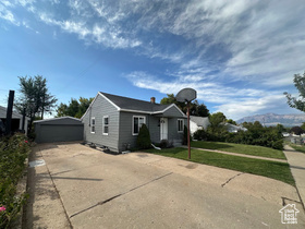 Photo 4 for 3925 Nordin Ave