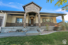 Photo 2 for 1256 Upland Dr