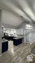 Photo 4 for 3799 N Campbell Rd