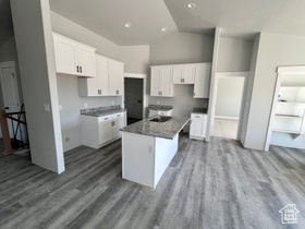Photo 2 for 2349 E Sego Liliy Dr