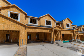 Photo 1 for 584 W Sungleam Ln #2380