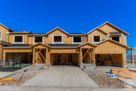 Photo 1 for 576 W Sungleam Ln #2383
