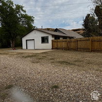 Photo 2 for 4709 E Independence Rd