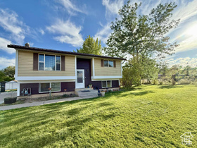 Photo 2 for 762 E 2850 South