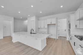 Photo 3 for 3176 E Canyon Meadows Dr #213