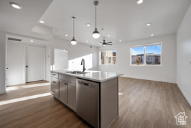 Photo 5 for 226 N Cliffside Dr #L-105