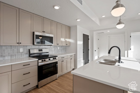 Photo 6 for 226 N Cliffside Dr #L-105