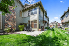 Photo 2 for 6010 N Fox Pointe Cir #B1