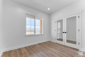 Photo 4 for 863 N Chillingham Dr #170