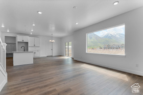 Photo 6 for 863 N Chillingham Dr #170