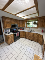 Photo 3 for 1195 Wildflower Ln