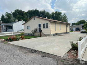 Photo 6 for 250 N 6th Ave