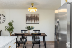 Photo 6 for 7122 S Woodgreen Rd