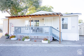 Photo 3 for 1101 S Carbon Ave #109