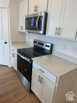 Photo 5 for 1493 N 305 East #28