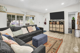 Photo 5 for 3333 S Westcrest Rd #249