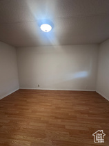 Photo 5 for 167 Guenevere St #128