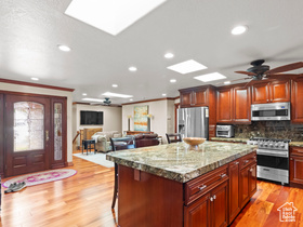 Photo 4 for 2968 E Pine View Dr