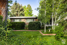 Photo 1 for 5100 S Woodmont Dr