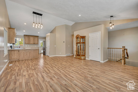 Photo 3 for 4072 W Juniper Hills Dr