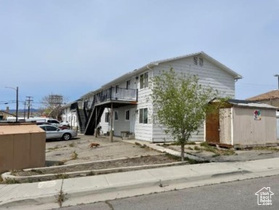 Photo 2 for 590 Pilot St