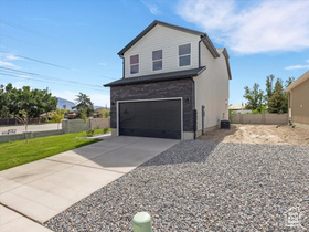 Photo 2 for 1719 W Brocious Way #301