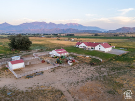Photo 5 for 11448 W Highway 6
