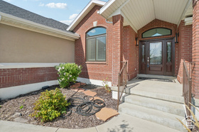 Photo 3 for 2414 Chapel Rim Cir