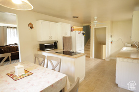 Photo 4 for 777 S Simoron Dr