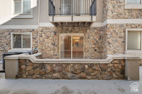 Photo 3 for 1205 E Privet Dr #104