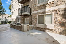Photo 2 for 1205 E Privet Dr #104