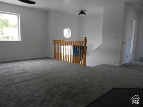 Photo 4 for 874 Riverwood Dr