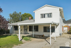 Photo 3 for 124 N 1st St