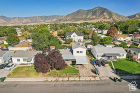Photo 4 for 124 N 1st St