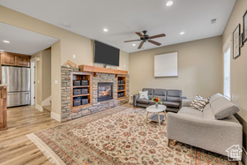 Photo 5 for 13366 N Alexis Dr #F1