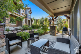 Photo 2 for 13366 N Alexis Dr #F1