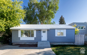 Photo 1 for 215 W 15th St