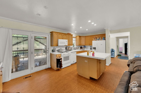 Photo 6 for 1281 N Carousel St