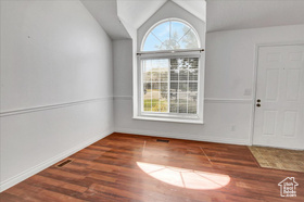 Photo 4 for 5041 Midland Dr