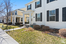 Photo 3 for 11592 S Grandville Ave