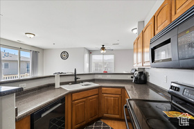 Photo 4 for 6626 W Yellow Poppy Dr