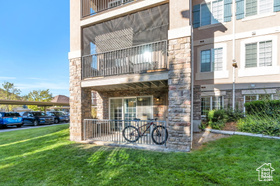 Photo 2 for 1249 W Cambria Way #101