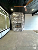 Photo 4 for 155 E 500 South