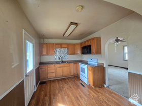 Photo 6 for 326 S State St
