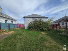Photo 2 for 326 S State St