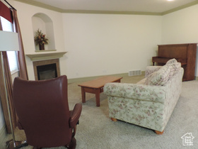 Photo 4 for 391 W Cobblestone Dr